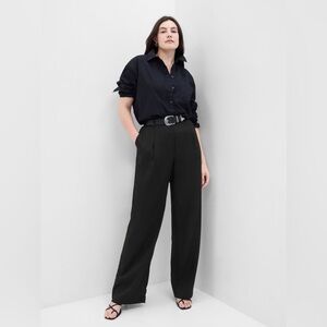 NWT! GAP Black Satin Pleated Cargo Trousers - Size 12🔹